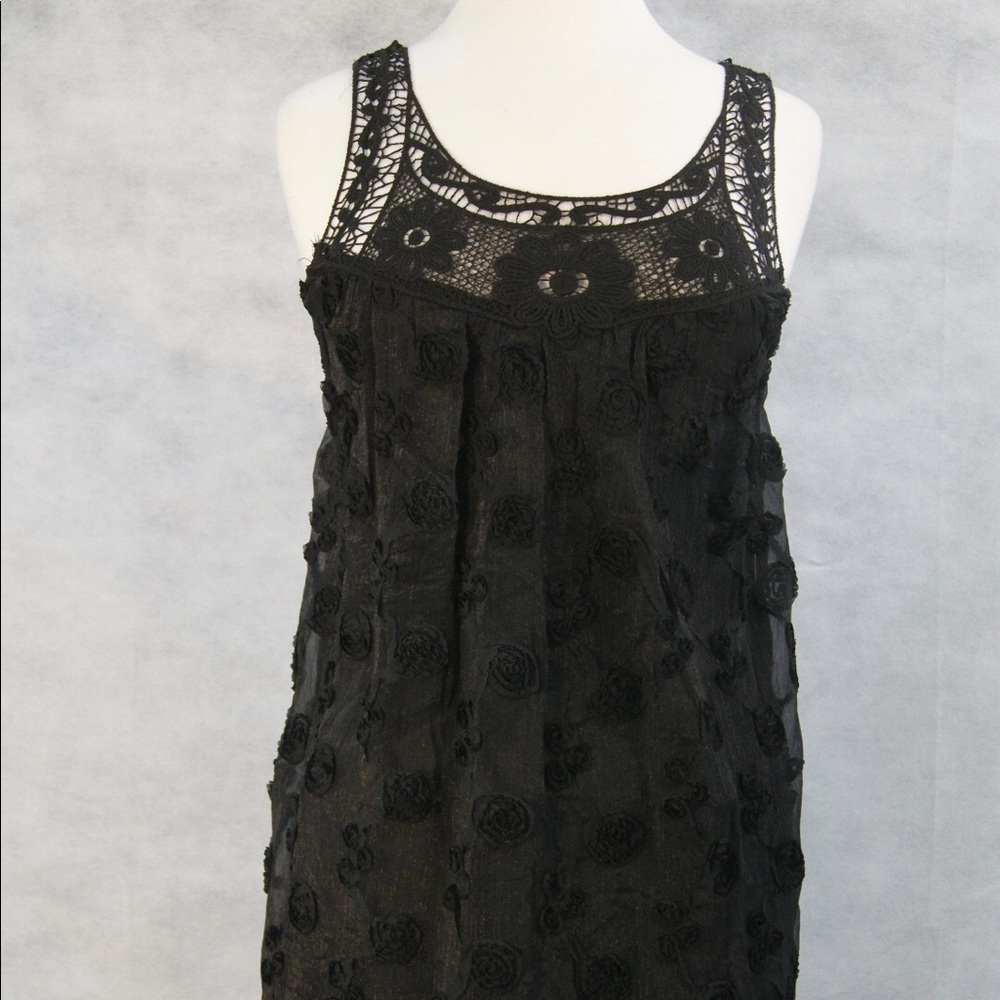 Black Rose Petals Tank